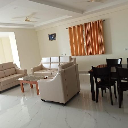Sathya Sai Sankalp Hotel Puttaparthi Buitenkant foto
